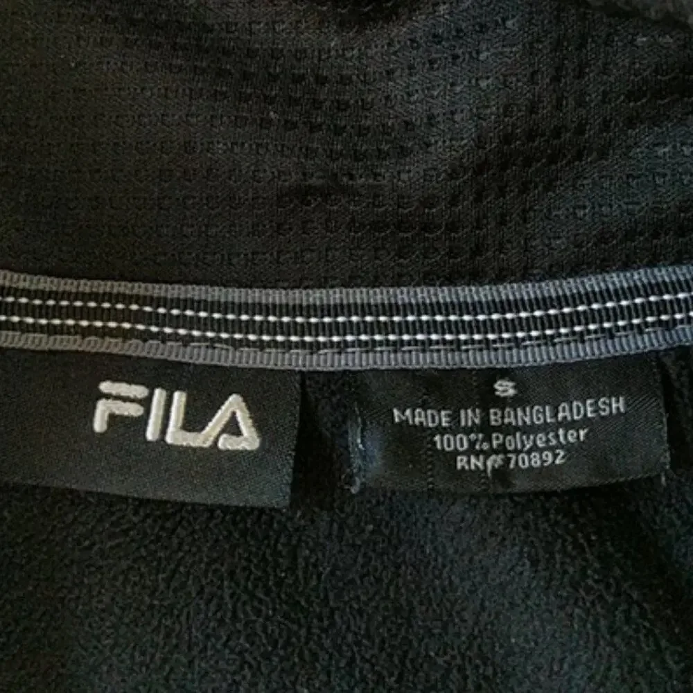 Fila Fleece Men's Size Small Black Pullover Long Sleeve